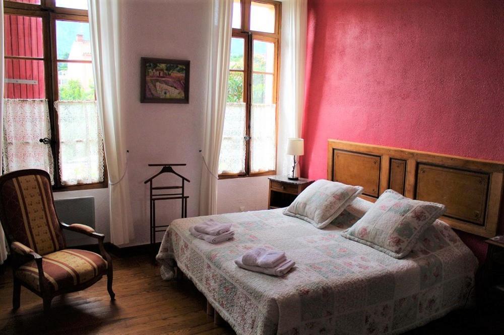 Maison Prades Chambre D'Hotes Εξωτερικό φωτογραφία
